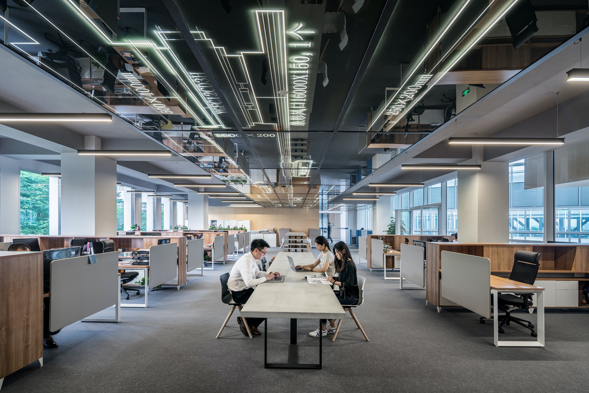 Make Your office Fitout more attractive for Better health Improvement