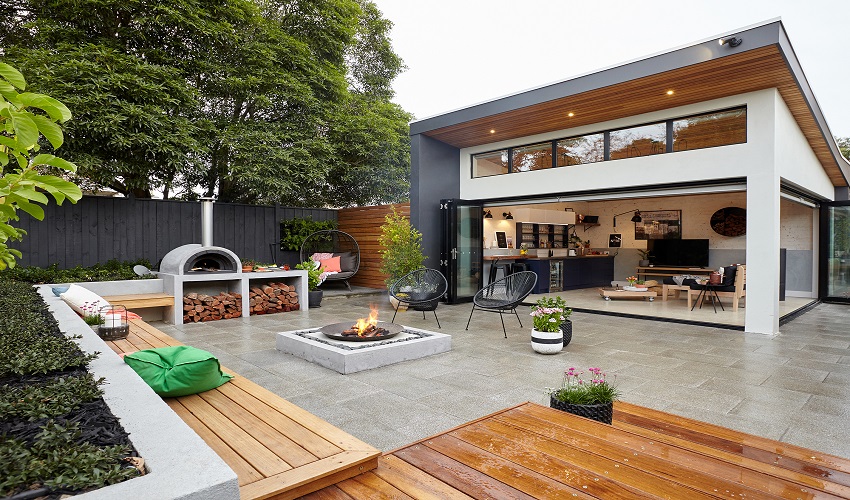 Why You Should Consider Silvertop Ash Decking To Extend Your Home