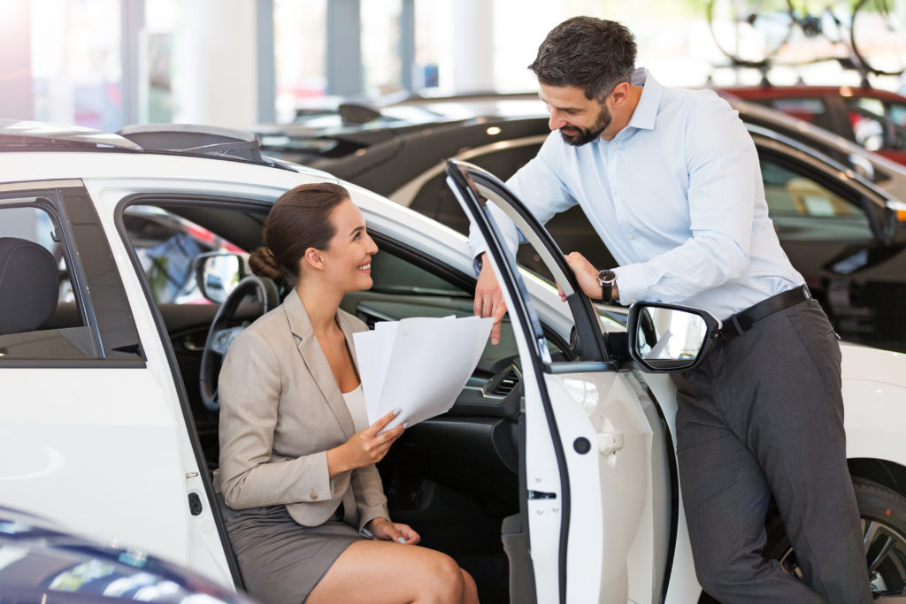 6 Key Factors to Consider When Choosing a Car Dealer